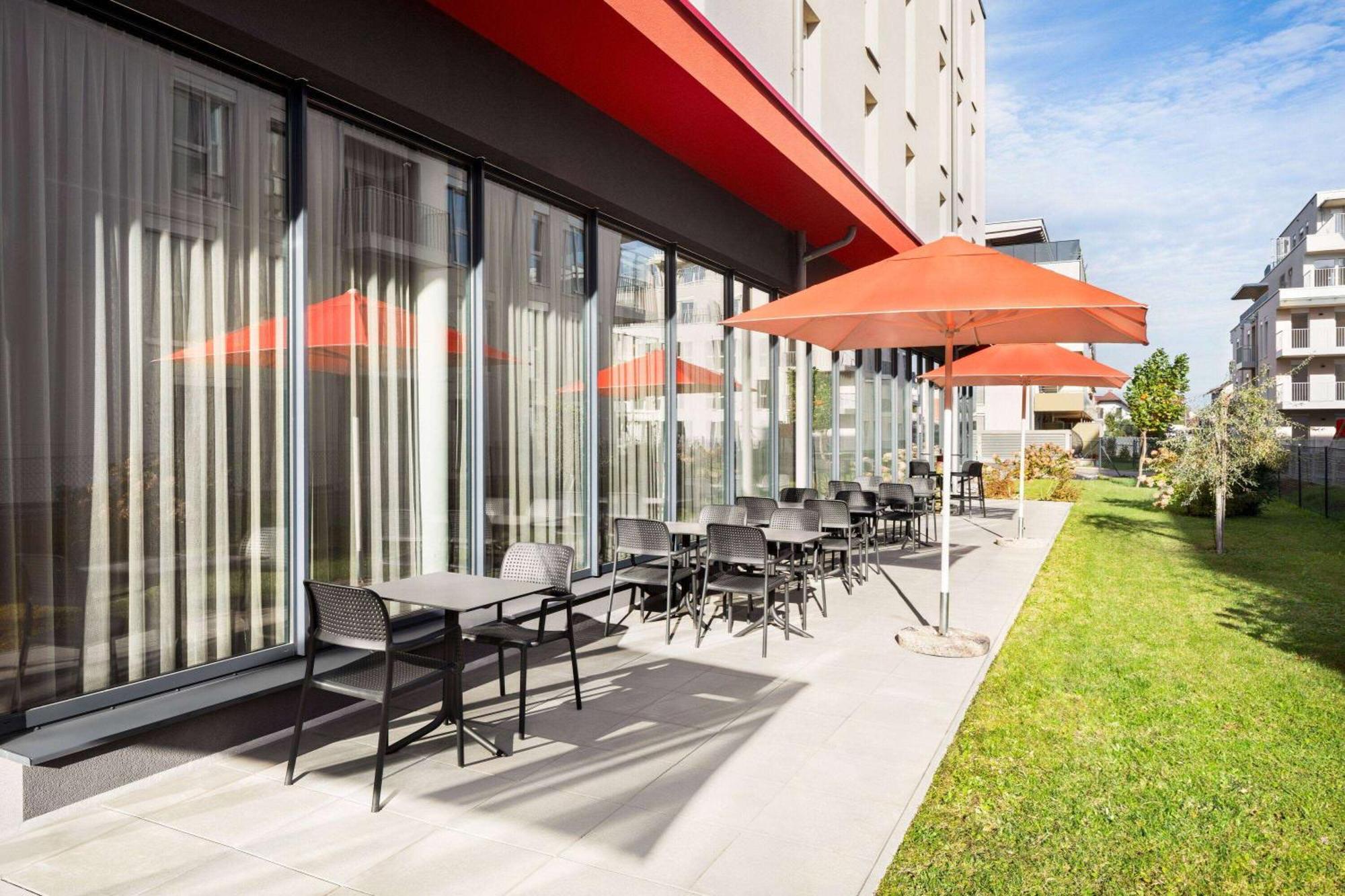AMEDIA Express Graz Airport Hotel Feldkirchen bei Graz Kültér fotó